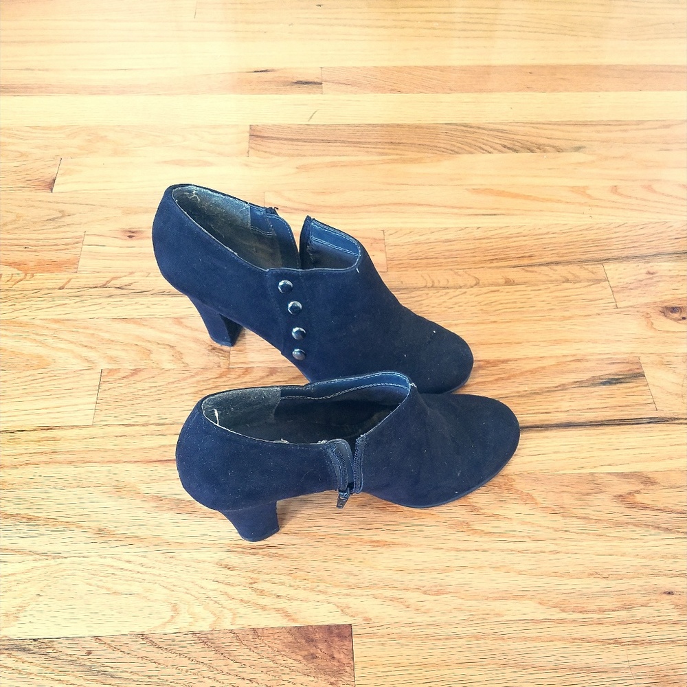 Black suede block heel bootie